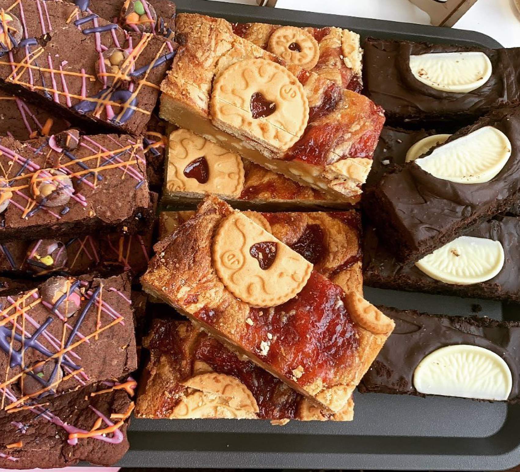 Cuppa-Cake-Brownies-&-Blondies