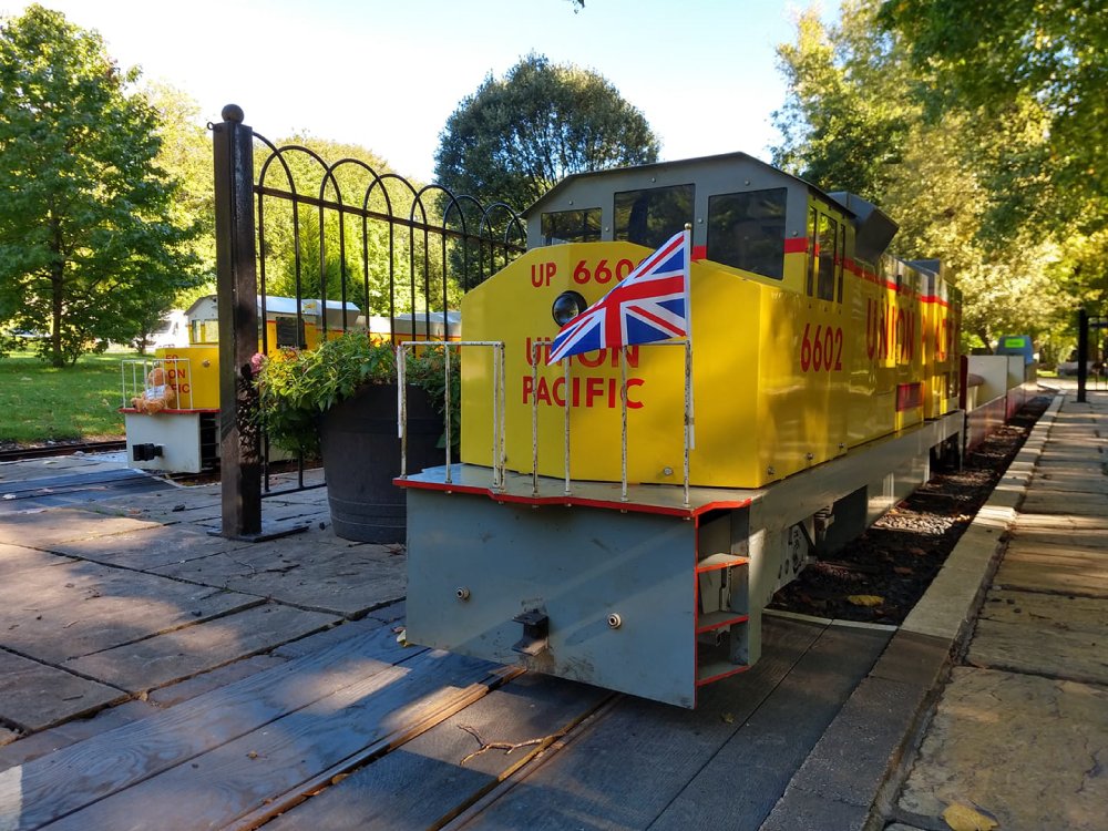 Thompson-Park-Railway-Train
