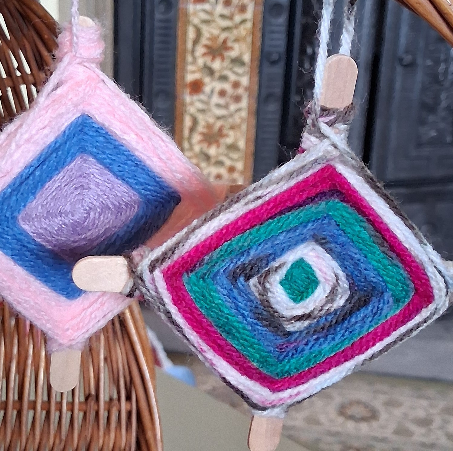 Make a woven dream catcher at Gawthorpe Hall